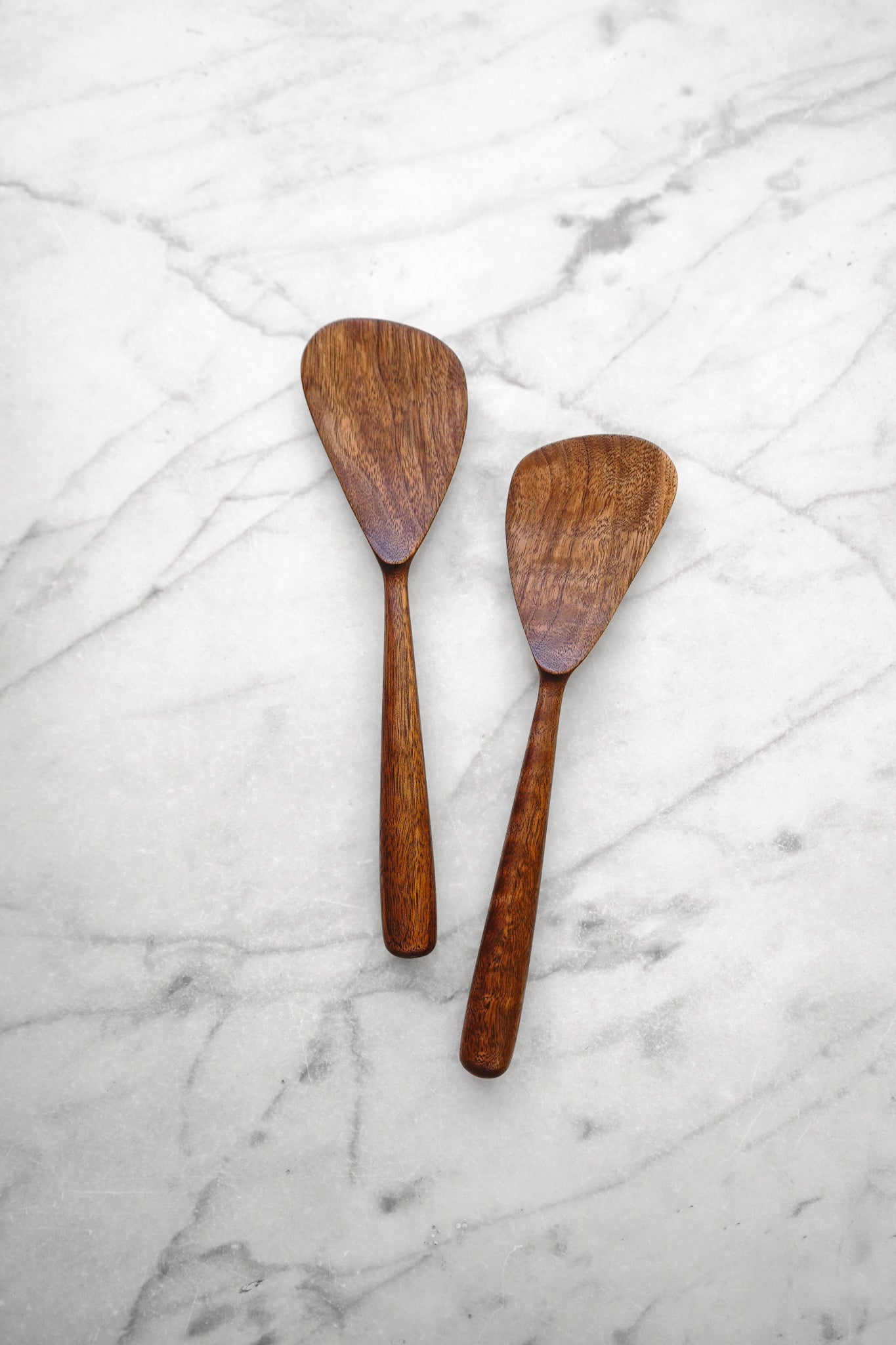Modern Salad Set - Walnut. Cherry. or Maple Wood